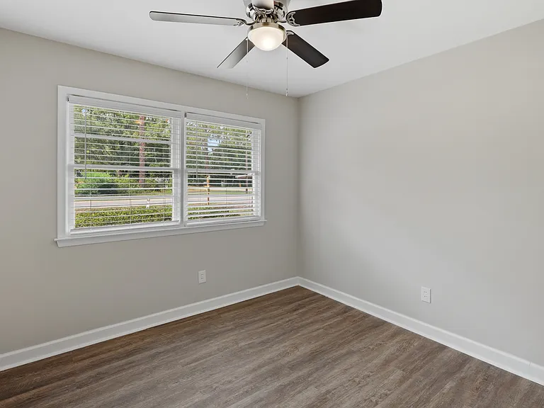 301 Marvin Ave — Photo 8