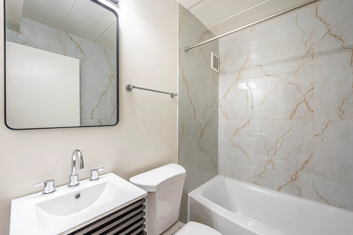 Elegant Bathrooms - Montgomery Plaza
