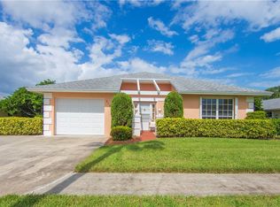 210 N Grove Isle Cir, Vero Beach, FL 32962