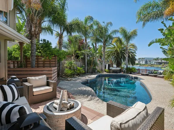 8 Del Oro Lagoon, Novato, CA 94949