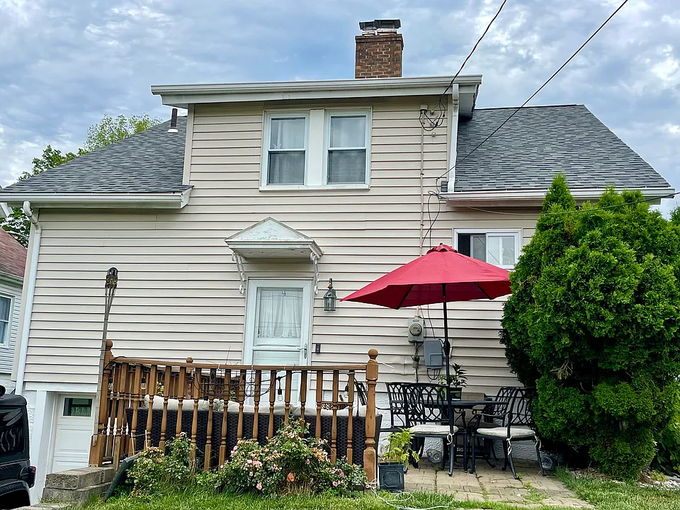 4121 Woodland Ave