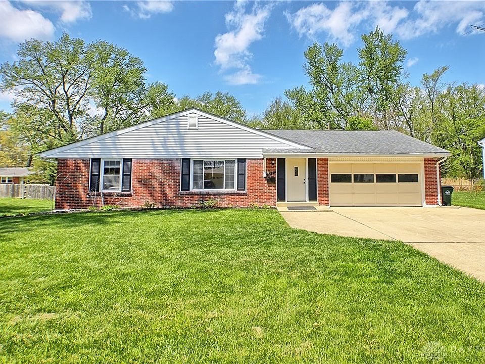 1st image of 144 Upper Hillside Dr
