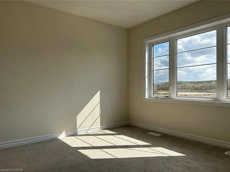 151 Eva Dr — Photo 14