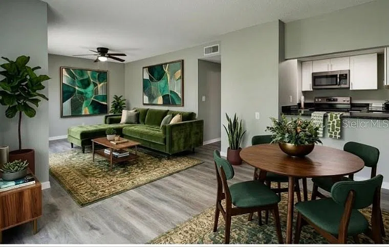 3 bed, 2.5 bath, 1405 sqft, $2,000 — Photo 2