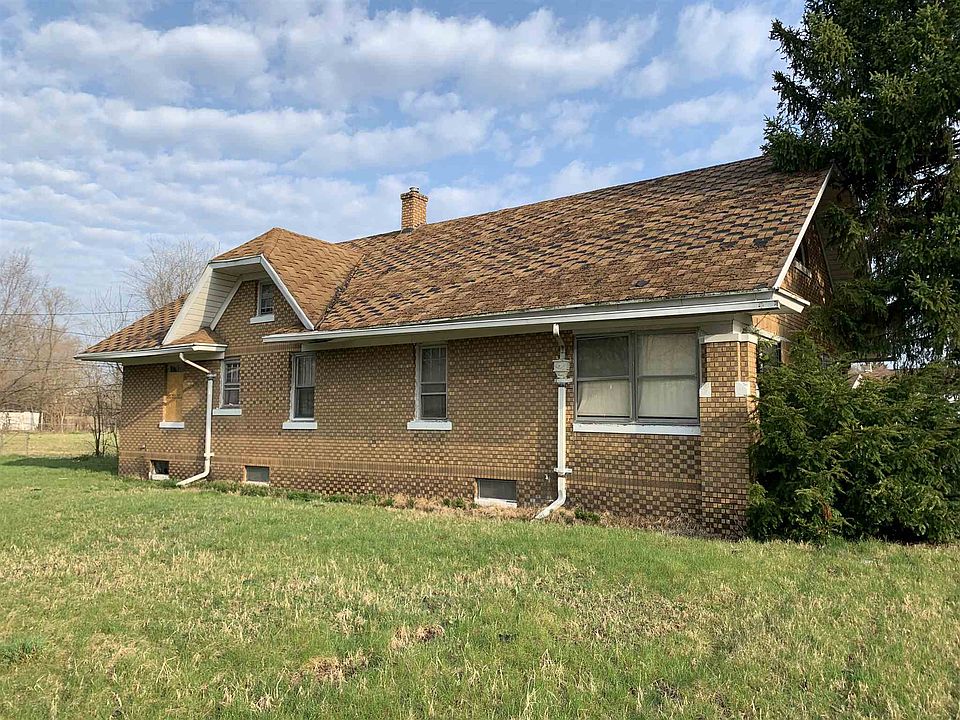 2nd image of 401 Birdsell St