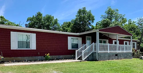 1006 Pleasure Rd Photo 1
