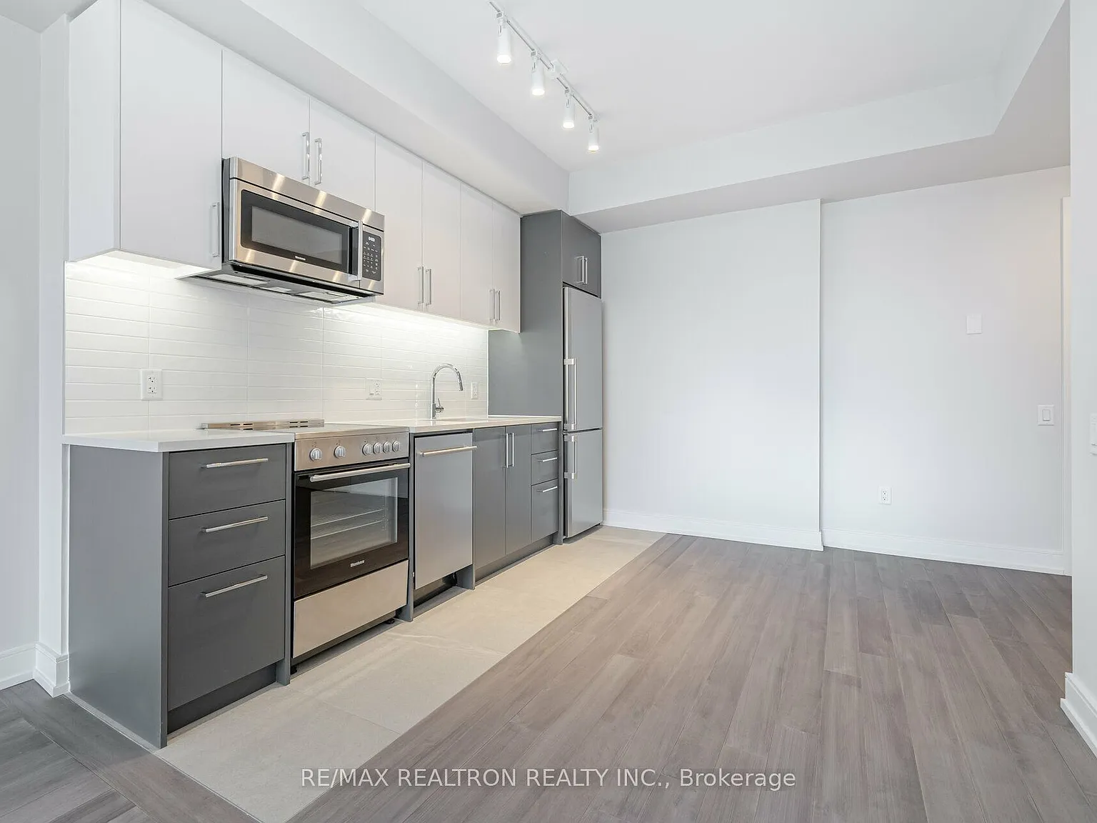 1 bed, $2,225 — Photo 4