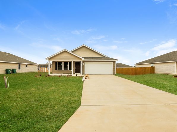 100 Cora Rd