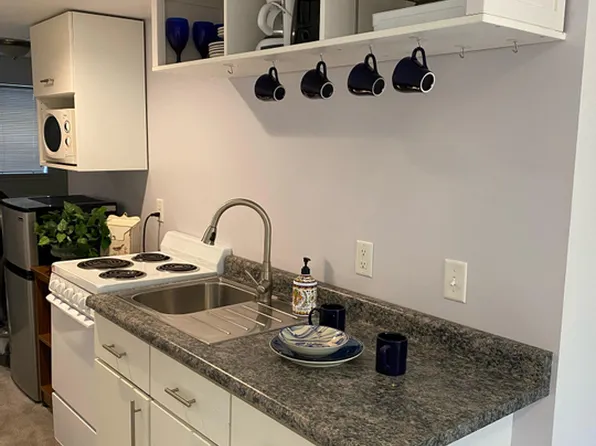 563 E Thatcher Way, Midvale, UT 84047
