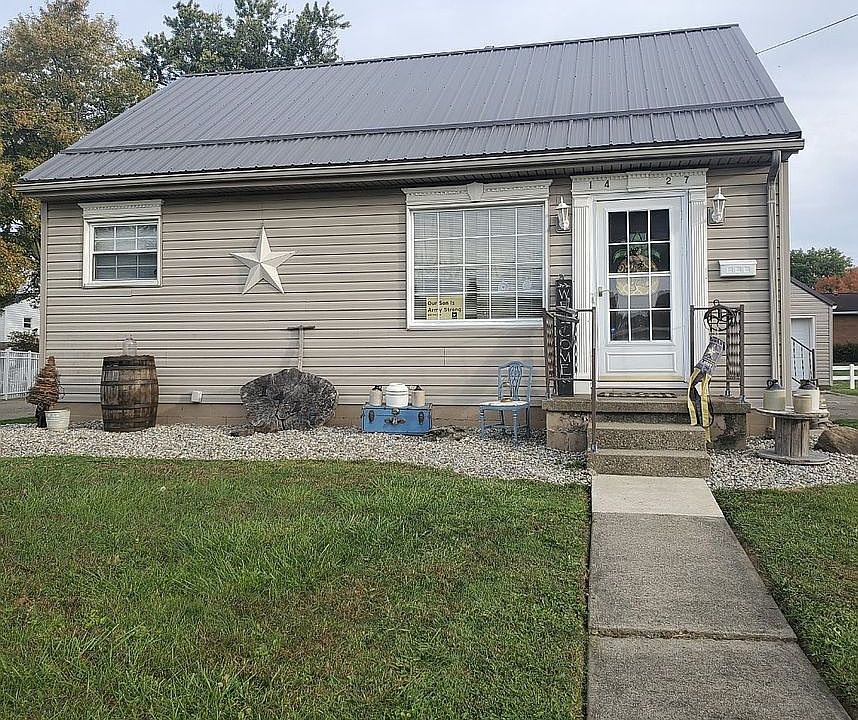 1st image of 1427 E Broad St