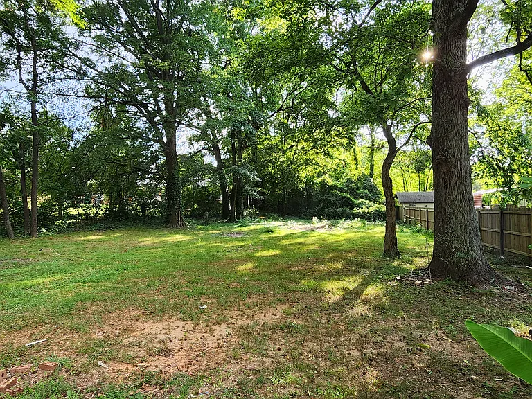 535 W Craighead Rd — Photo 14