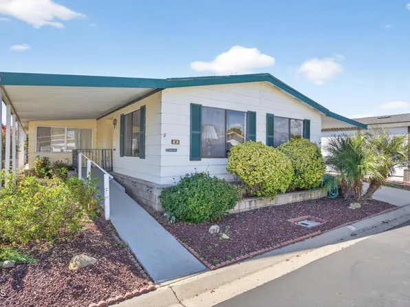 81 Poinsettia Gardens Dr, Ventura, CA 93004