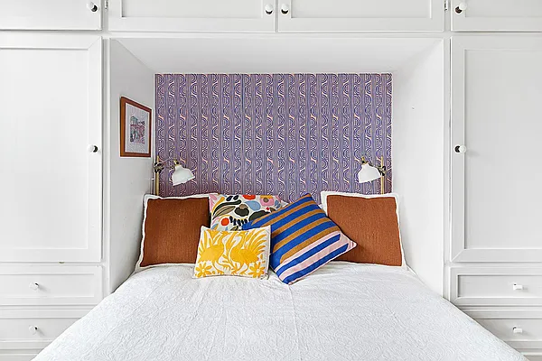 Sold by Compass | media 10