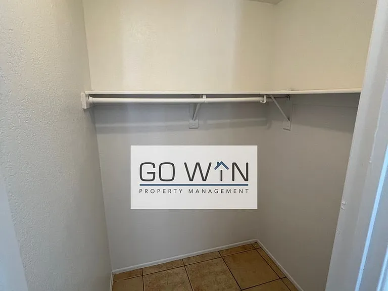 260 W 8th Ave #29 — Photo 11