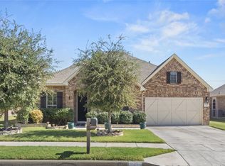 6116 Falls Lake Rd, Fort Worth, TX 76179