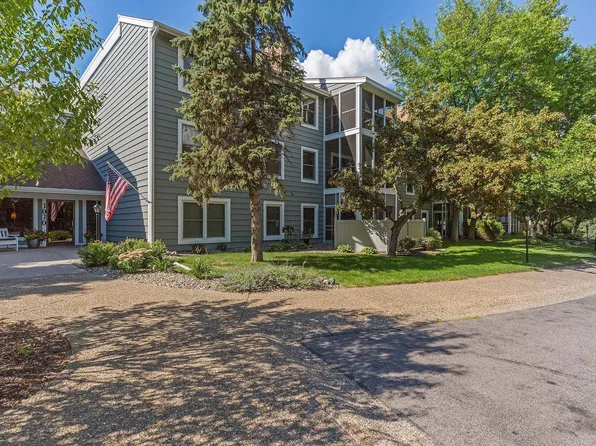 3030 Saint Albans Mill Rd APT 115, Minnetonka, MN 55305