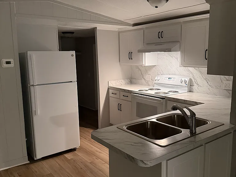 135 Cgs Cir — Photo 16
