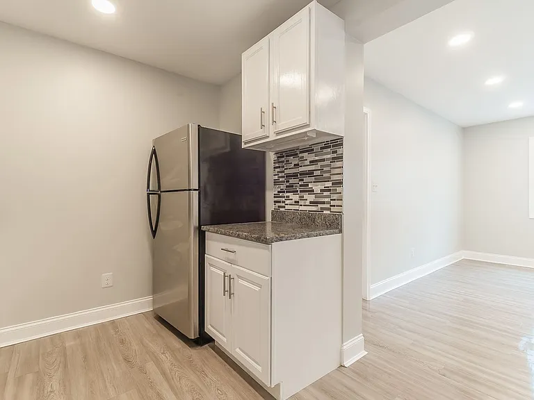 Crystal Heights Apartments — Photo 35