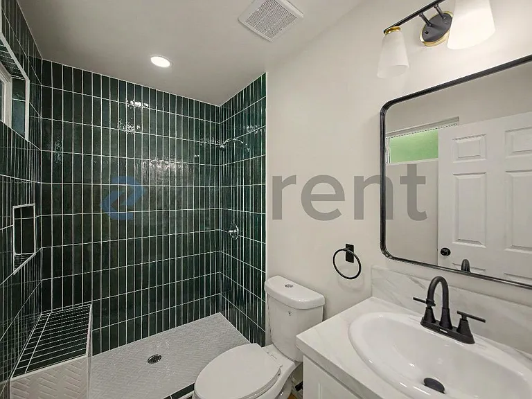 3751 E 6th St — Photo 19