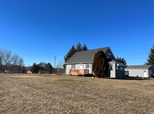 5588 Davison Rd, Lapeer, MI 48446