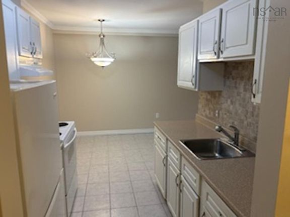 2nd image of 41 Moirs Mill Rd #204