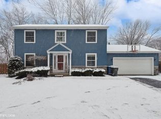 1301 Monmouth Ave, Naperville, IL 60565