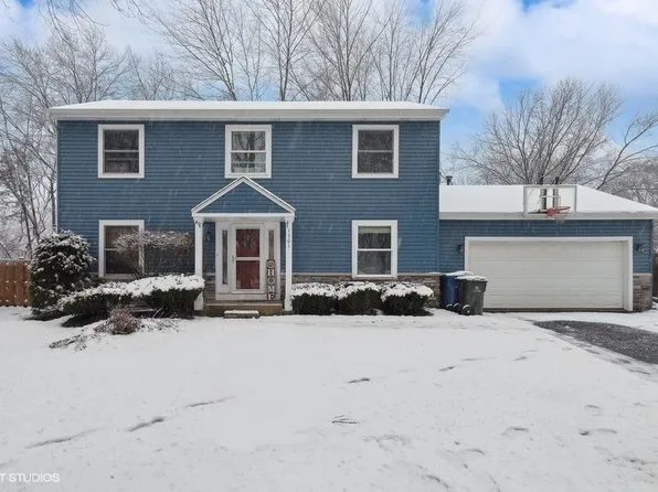 1301 Monmouth Ave, Naperville, IL 60565