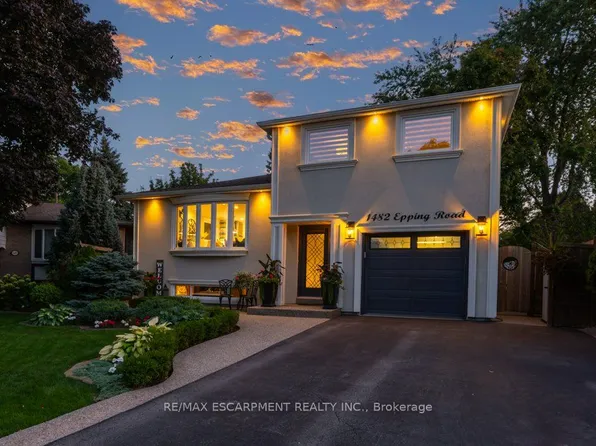 1482 Epping Rd, Burlington, ON L7M 1P4