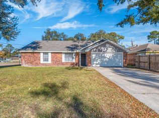 801 Cherrydale St, Lake Charles, LA 70607
