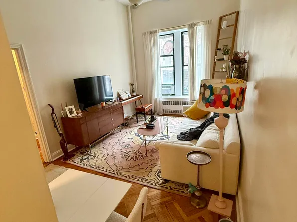 129 West 85th Street image 1 of 5