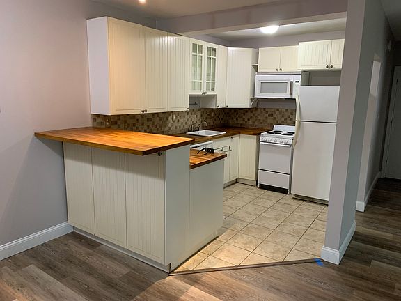 5th image of 980 Plain St #12
