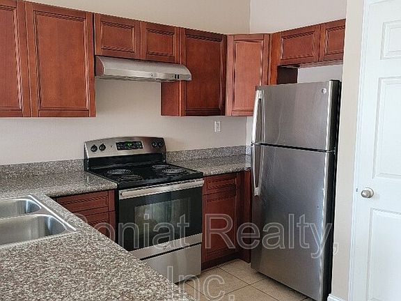 3rd image of 8920 Stroelitz St #8920