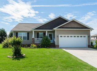 4 Gladwin Ct, Greer, SC 29651