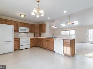 68 Grace Ave, Martinsburg, WV 25404