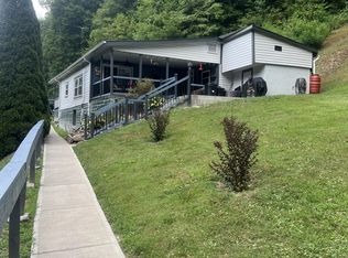 597 Haus Br, Banner, KY 41603