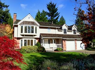 17218 SE 46th Pl, Bellevue, WA 98006