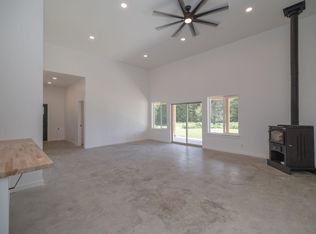 188 Bloom Farm Rd, Sagle, ID 83860