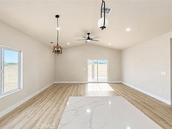 5th image of 14145 Anacapa Rd