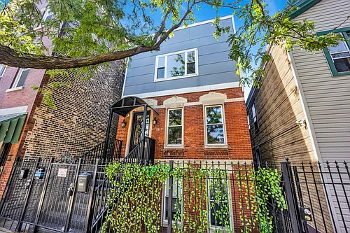 1317 W 18th Pl #CH Photo 1