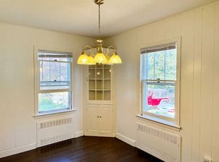 26 Mansfield St, Bethel, CT 06801