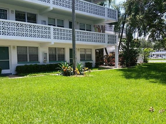 3rd image of 1051 79th Ave N APT 104