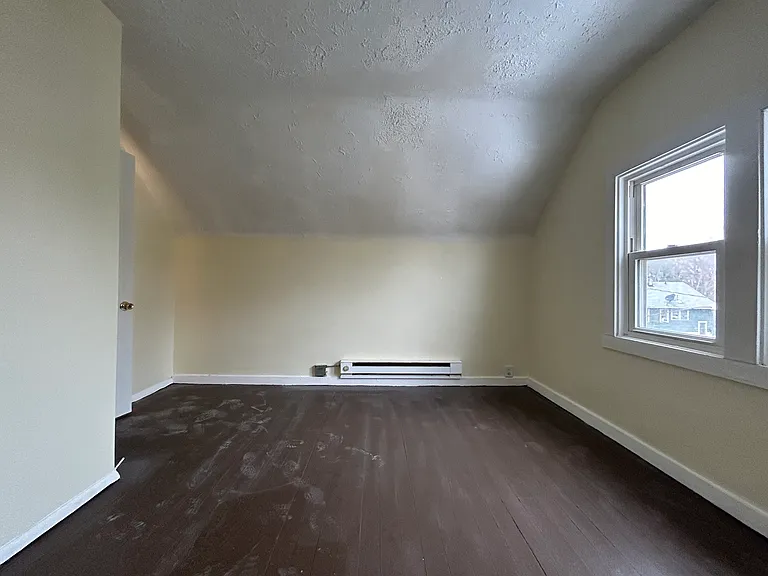 9617 Silk Ave #3 — Photo 5