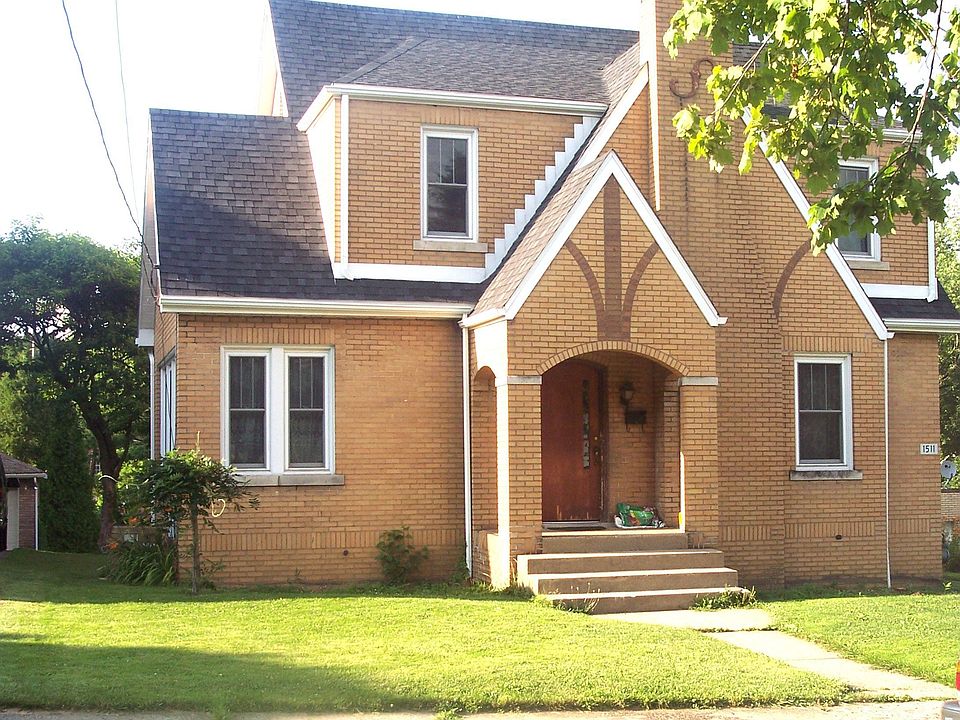 1st image of 1511 Pershing Ave