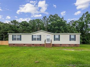 106 Cameo Ln, Parkton, NC 28371
