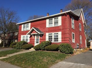 322 Hunnewell St APT 4, Needham, MA 02494
