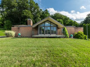 31 Gail Dr, Ellington, CT 06029