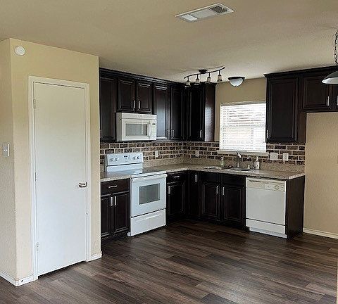5th image of 319 Candlewood Cir