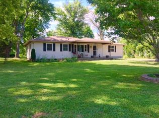 7555 State Route 2830, Maceo, KY 42355
