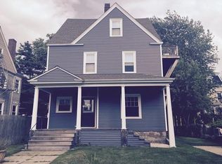61 Belmont St, Fall River, MA 02720
