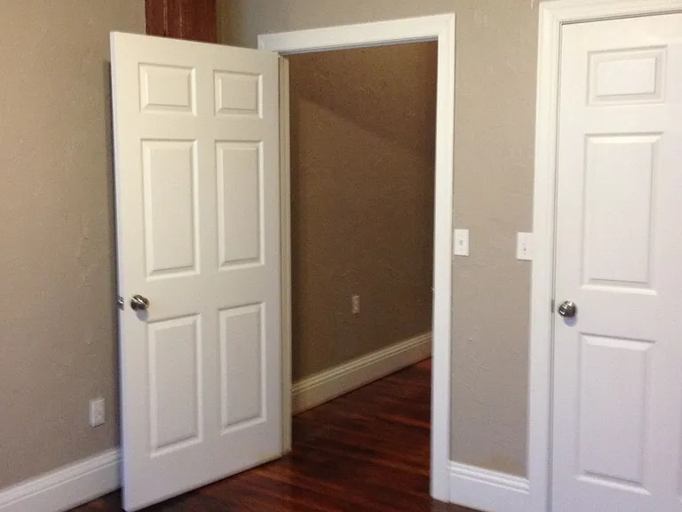 Monroe Street Suites — Photo 18